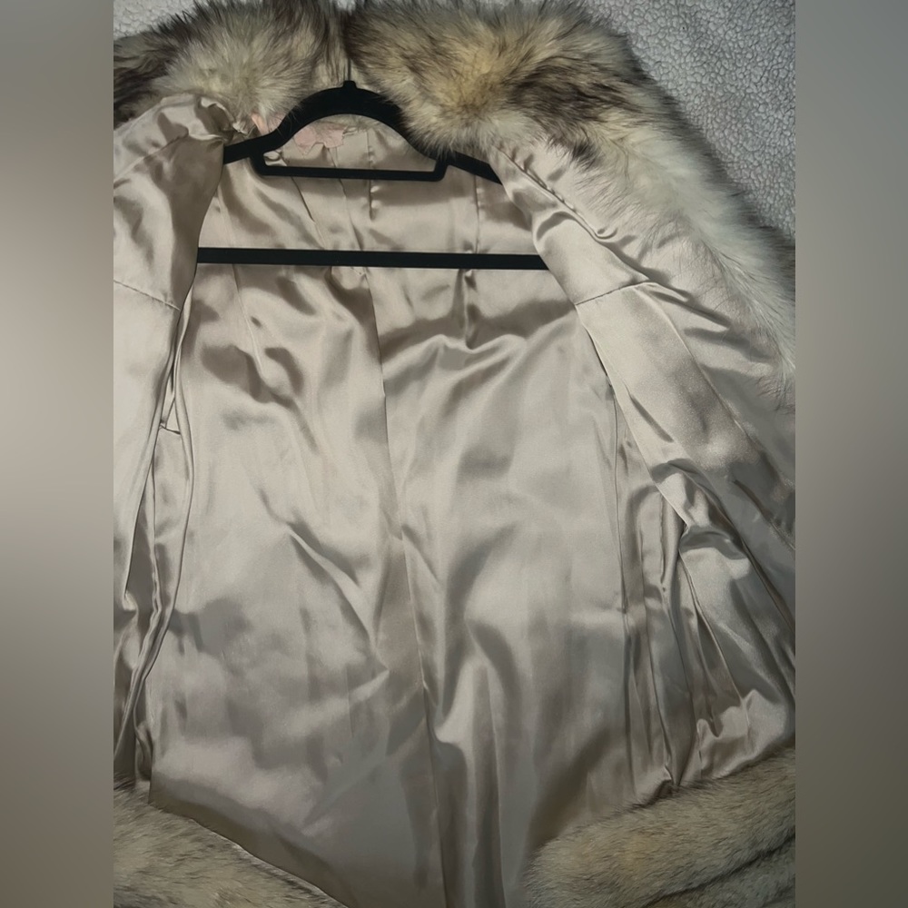Fox Fur Jacket - Picture 3 of 4